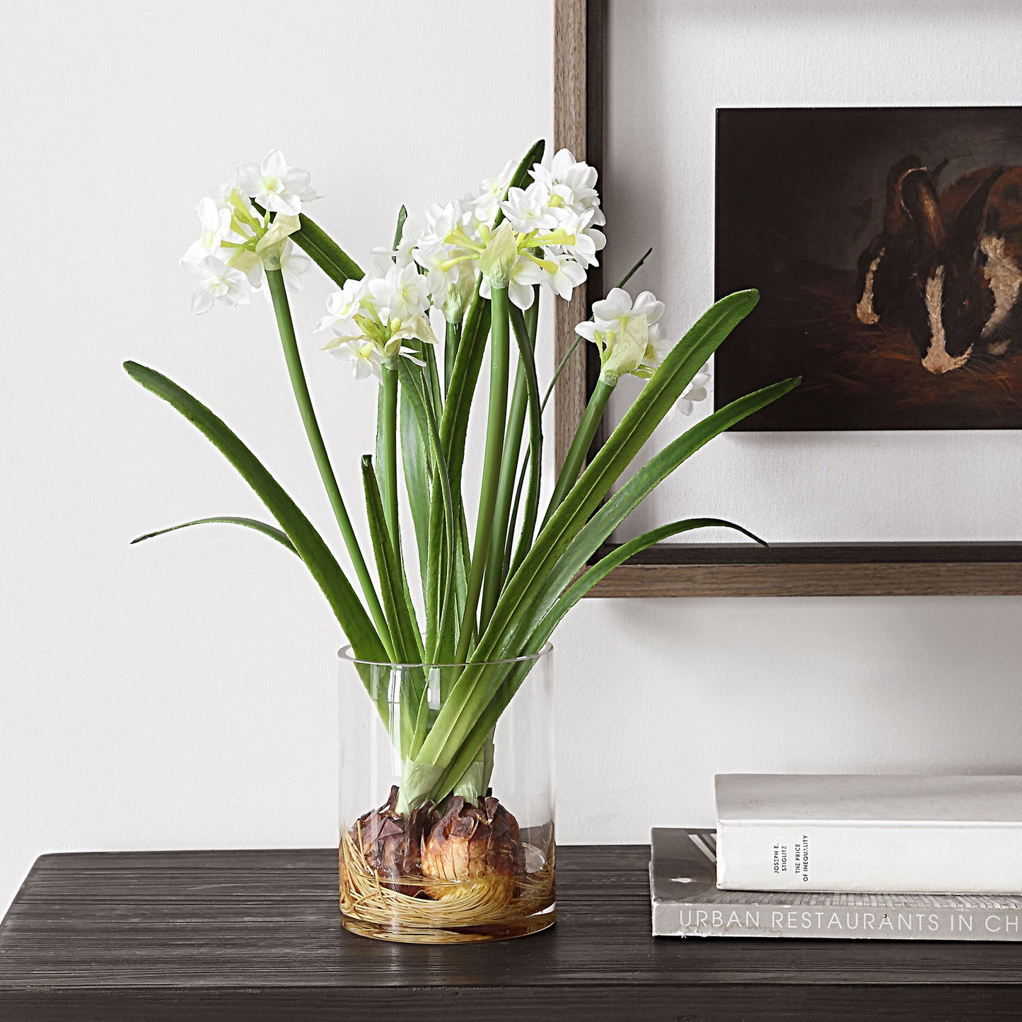 Lacey Daffodil - Accent Arrangement - White