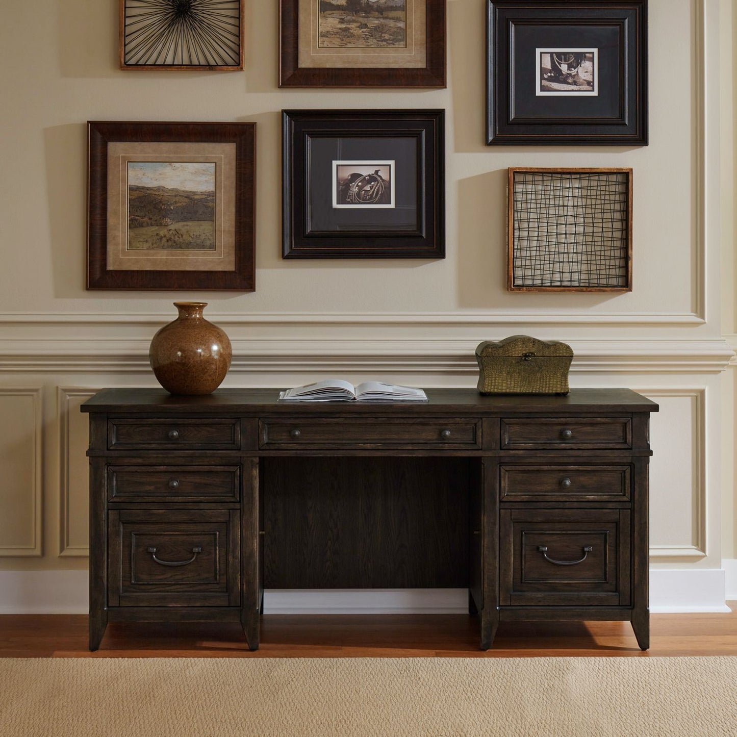 Paradise Valley - Executive Credenza - Brown