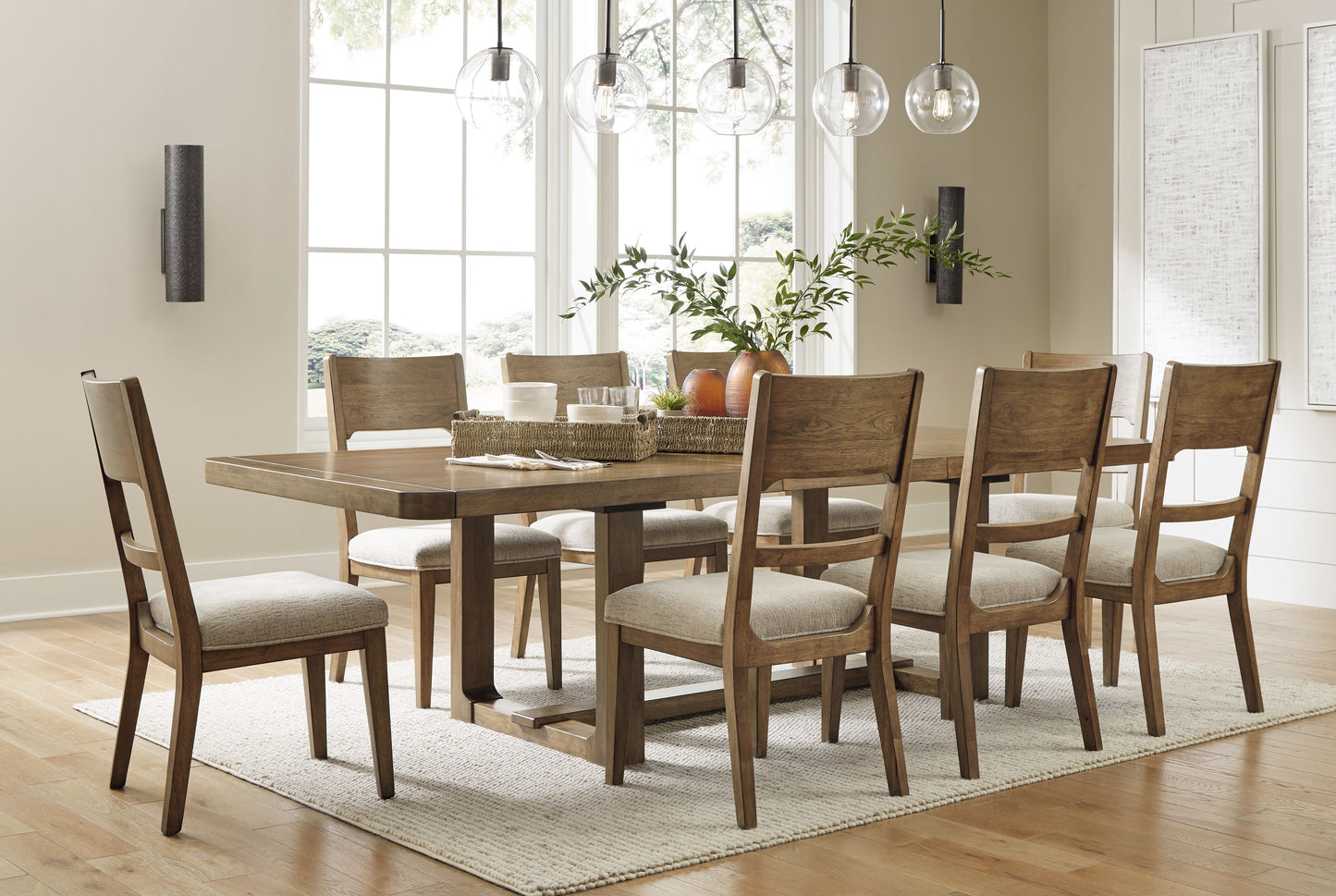 Cabalynn - Dining Room Set