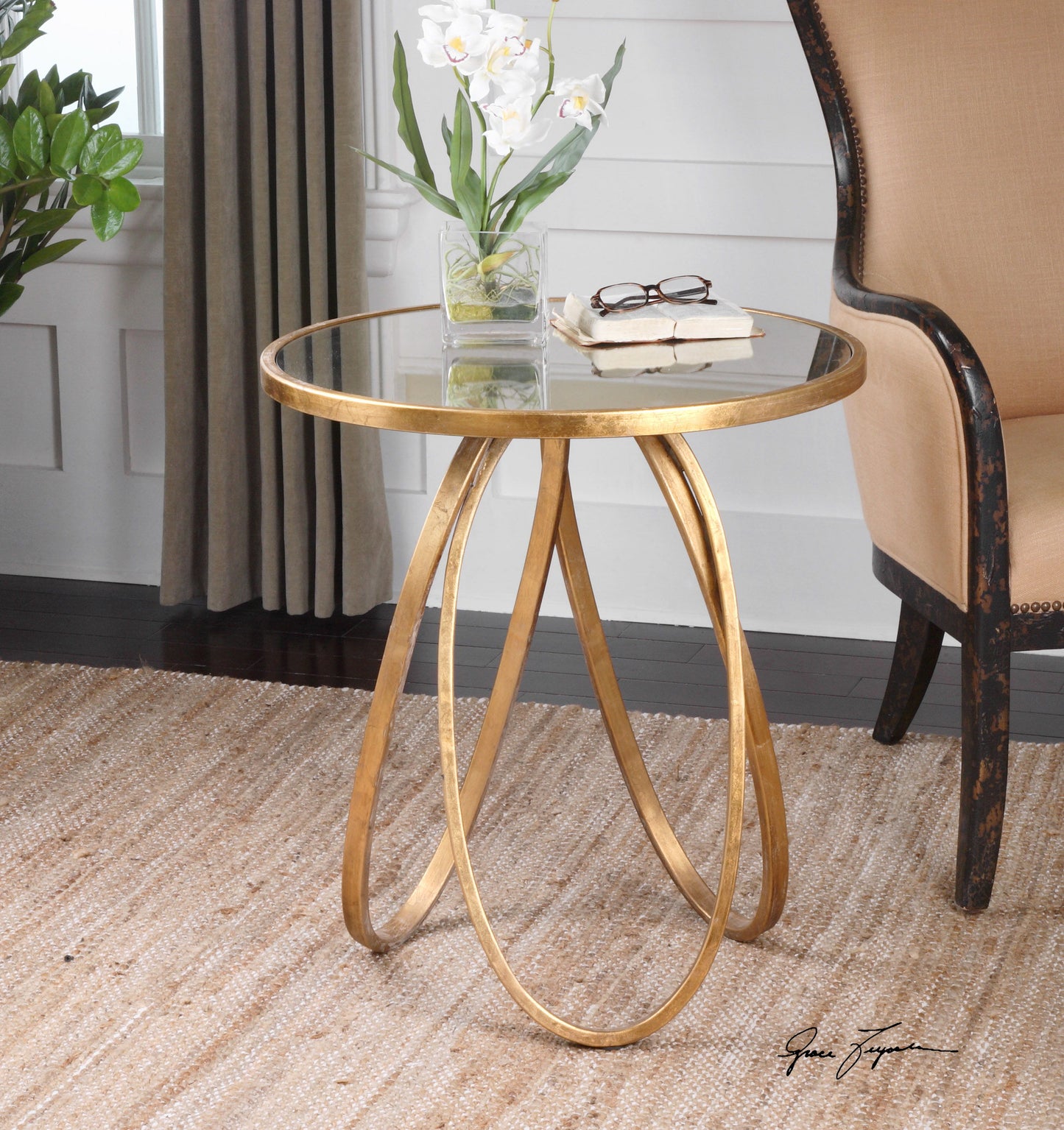 Montrez - Side Table - Gold