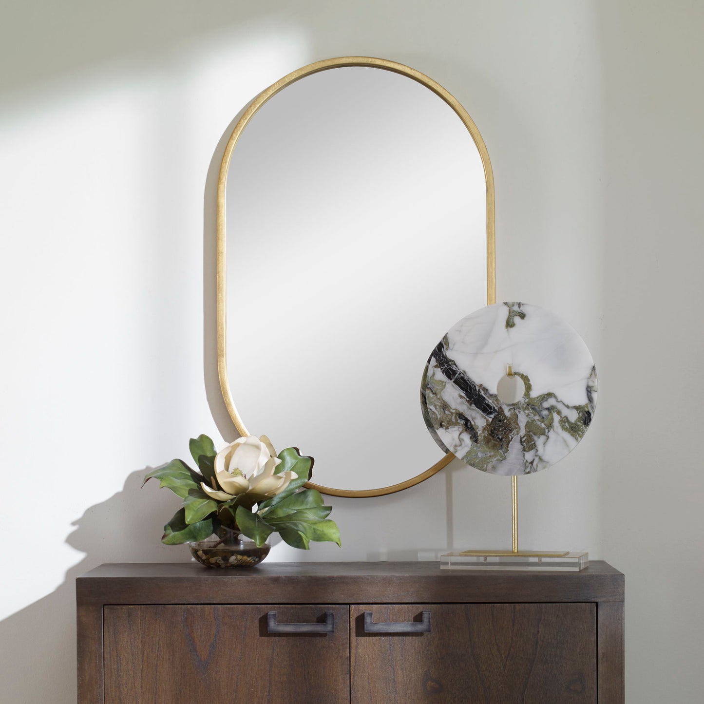 Varina - Minimalist Oval Mirror - Gold